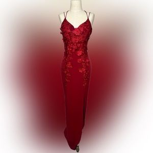 Bariano Austraila red floral applique  evening dress